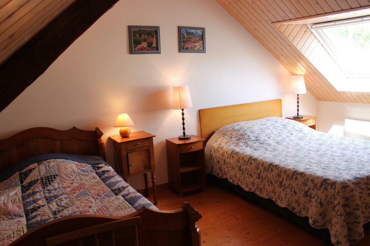 La Touche D'En Bas Hotell Plouguenast Exteriör bild